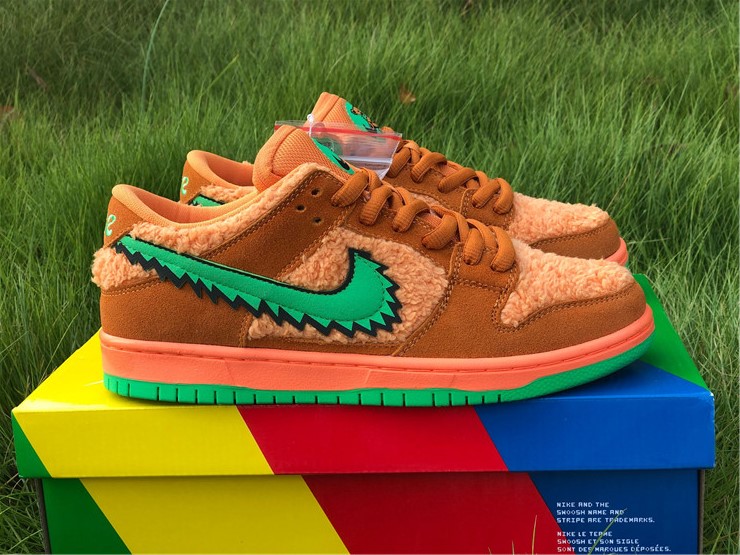 sb dunk grateful dead