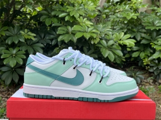 Authentic SB Dunk Low