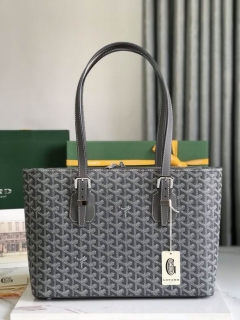 GOYARD 35