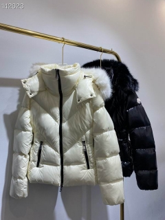 Moncler sz1-4 26yr156 (1)_2063817