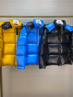 Moncler sz1-5 26yr242 (2)_2064185