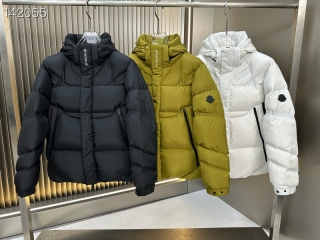 Moncler sz1-5 26yr246 (1)_2064199