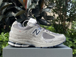 Authentic New Balance NB 2002R