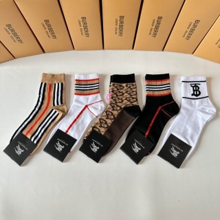 Burberry socks (1)_2448394