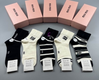 Miumiu socks (10)_2448584