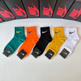 Nike socks (1)_2448599