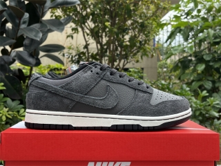 Authentic Nike Dunk Low PRM